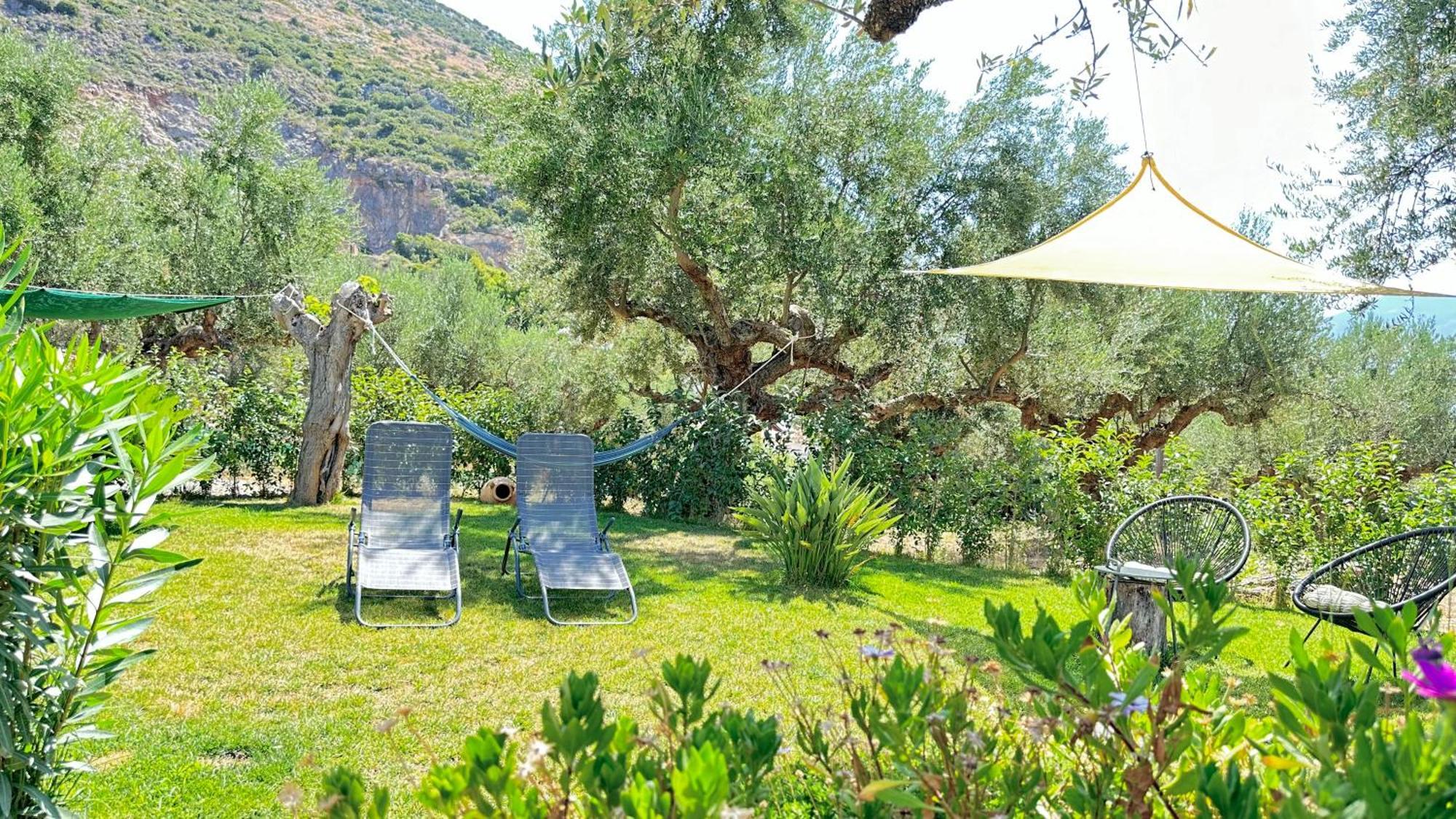 The Secret Garden At Villa Georgia Καλαμάτα Εξωτερικό φωτογραφία